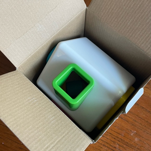 Kid O Sort-a-Shape House - Picture 3 of 12